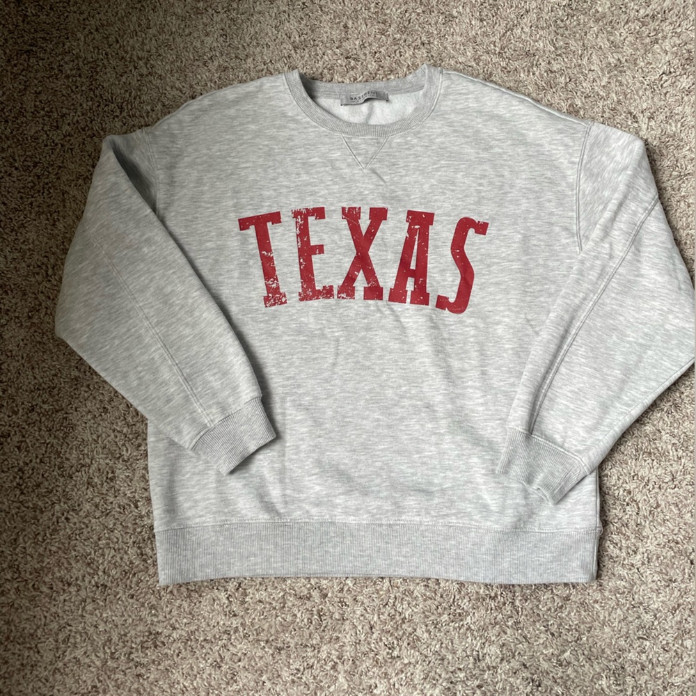 Basement Light Grey Texas Sweatshirt Crewneck - Size M - Warm Winter Perfect